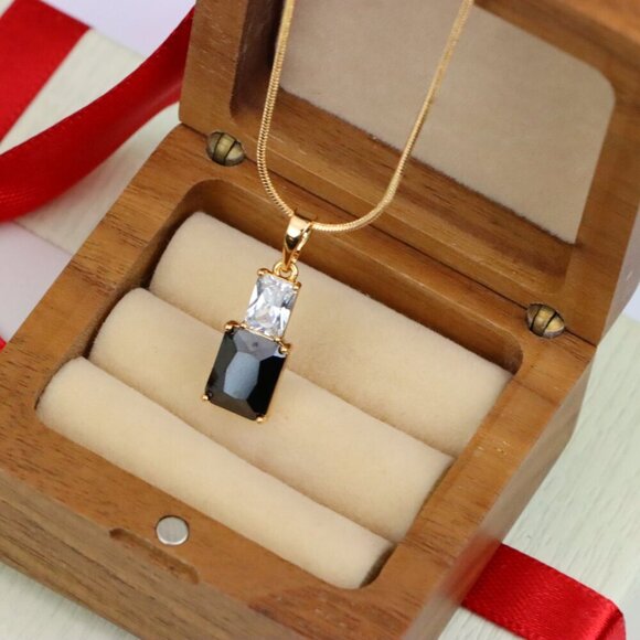 "Classic Black Pendant in Gold Plated Finish – Timeless Everyday Charm, XPPT1806 - Picture 7 of 13